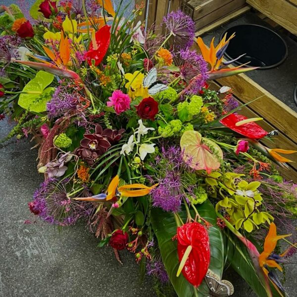 Tropical Coffin Spray